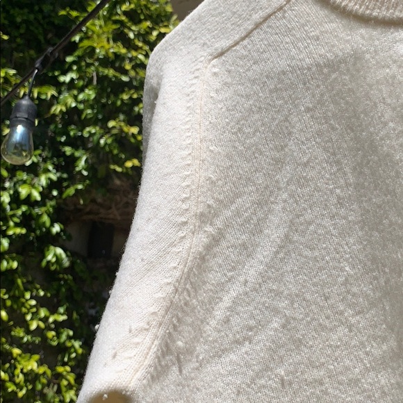 Men’s Zara Italian Yarn Crème Sweater (SIZE LARGE) - Picture 6 of 7